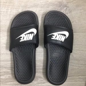 nike slides